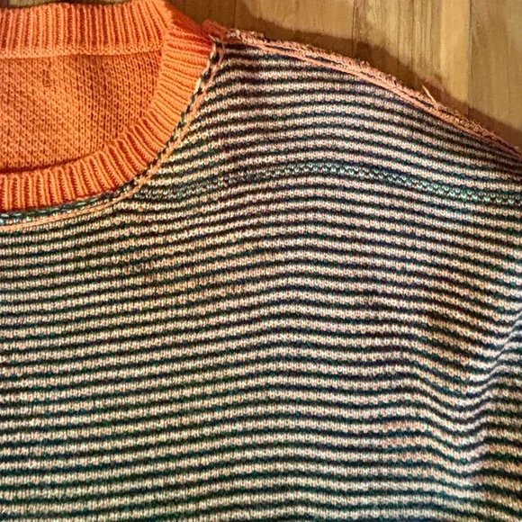 🌻Shein Curve Knit Funky Sunflower Cropped Sweater (?reversible?) Size 2X 🌻 - Picture 3 of 8